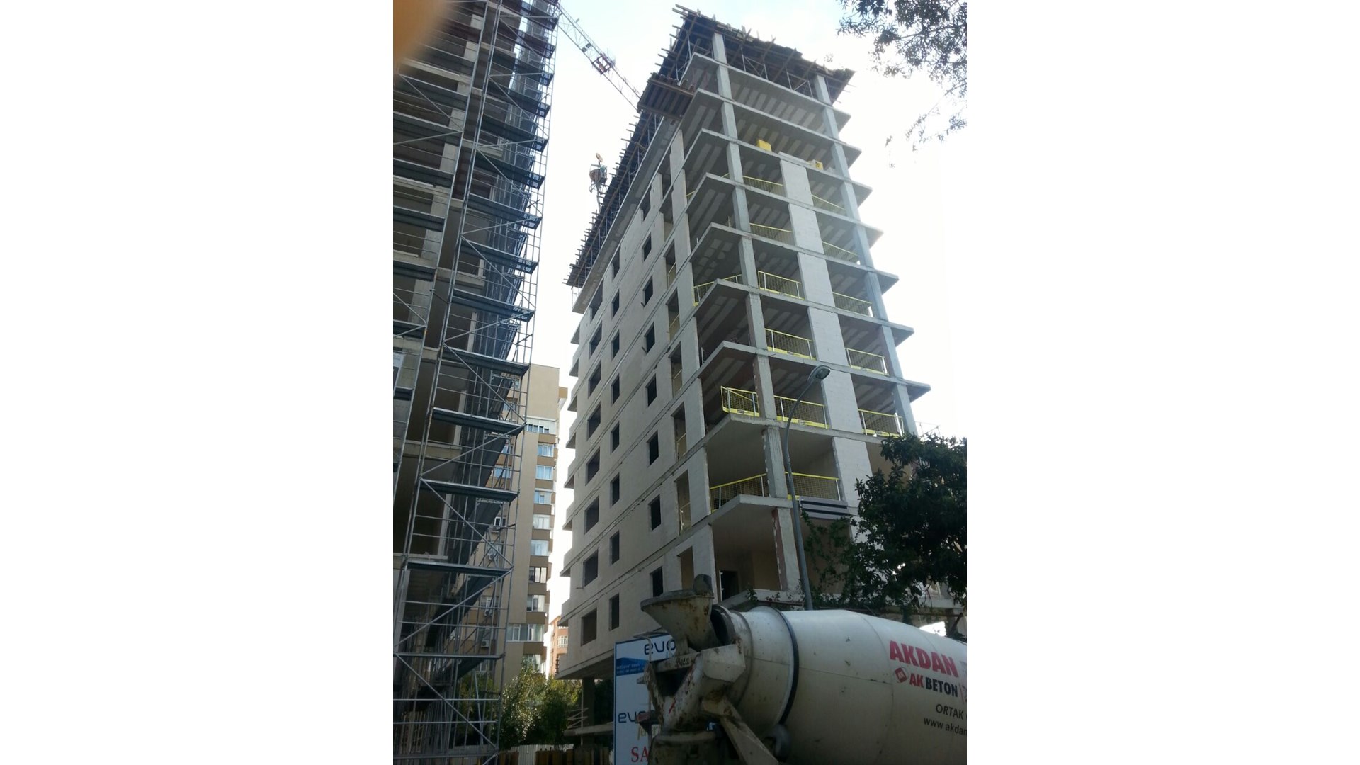 Emek Apartmani, Turkiye