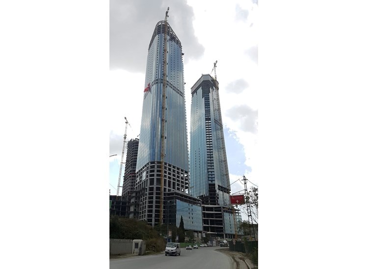 Skyland Istanbul, Turcia