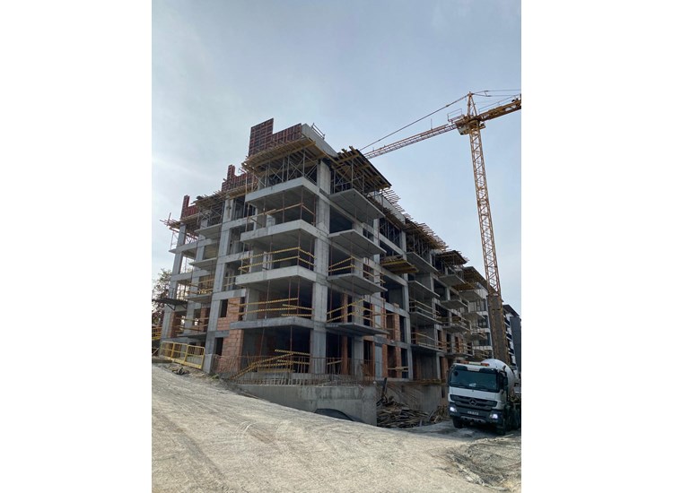 Quartier Azuga, Romanya