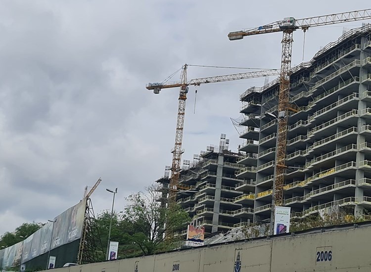 Akzirve Topkapı 29, Turcia