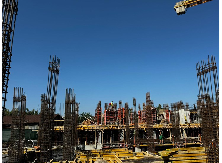 Quartier Azuga, Romanya