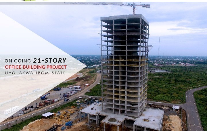 Turnurile Udom Emmanuel, Nigeria